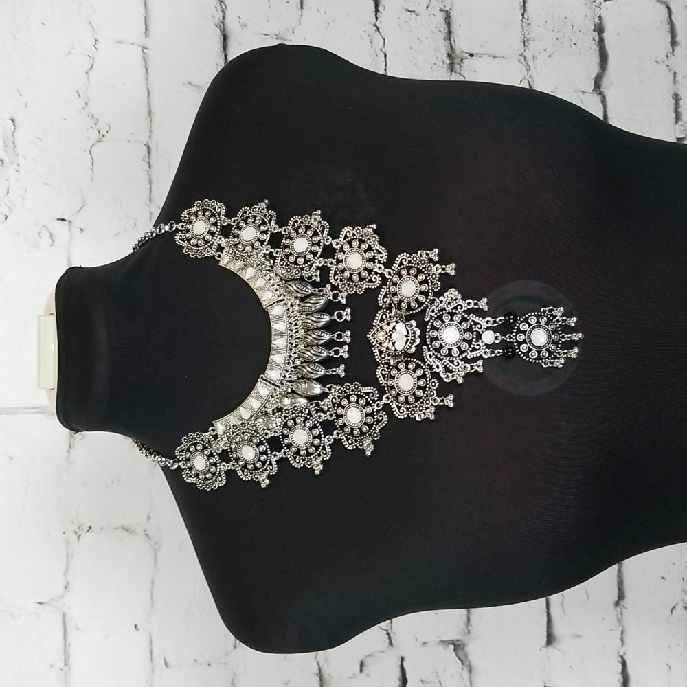 Chunky statement necklace.